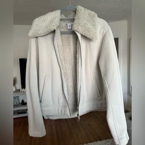 Medium sized Athleta Jacket. Never worn.